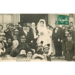 93 BAGNOLET. Couronnement de la Rosière en 1908 accompagnée du Maire sortant de la Mairie