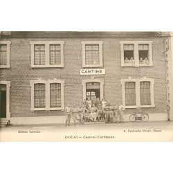 59 DOUAI. Cantine de la Caserne Corbineau avec Militaires