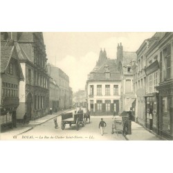 59 DOUAI. Attelages rue du Clocher Saint-Pierre