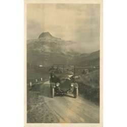 SUISSE. Oberalp mit Passhöhe. Transport en voiture-car