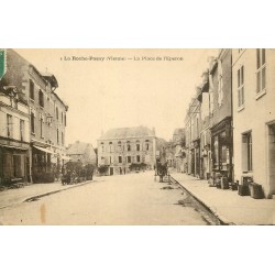 86 LA ROCHE-POSAY. La Place de l'Eperon 1927
