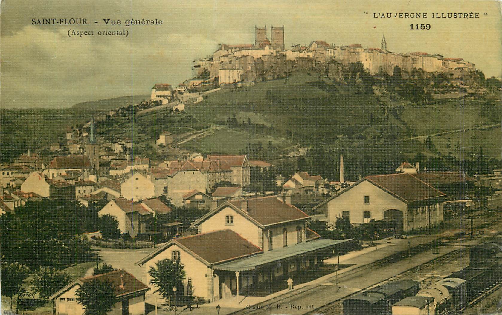 15 SAINT-FLOUR. Trains dans la Gare du Village 1913