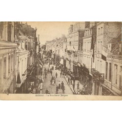 59 DOUAI. Grosse animation rue Saint-Jacques 1919