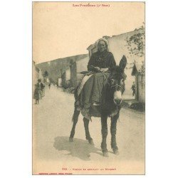 carte postale ancienne 66 TYPES CATALANS. Femme se rendant au Marché à dos d'Ane