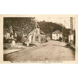 19 LANTEUIL. Monument aux Morts route Brive-Mauriac 1951