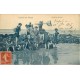 76 LE TREPORT. Ramasseuses de crevettes et crustacés dans les Rochers 1907