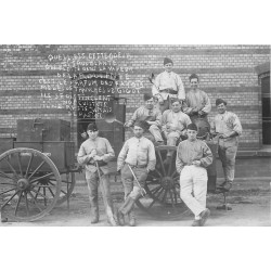 Photo cpa de Jeunes Militaires Cuisiniers avec la popote