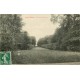76 SAINT-SAËNS. Avenue du Quesnay avec fillette ramassant des Fleurs 1909