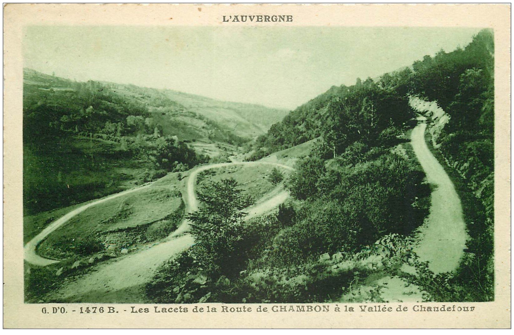 carte postale ancienne 63 CHAMBON. Les Lacets sur la Route Vallée de Chaudefour