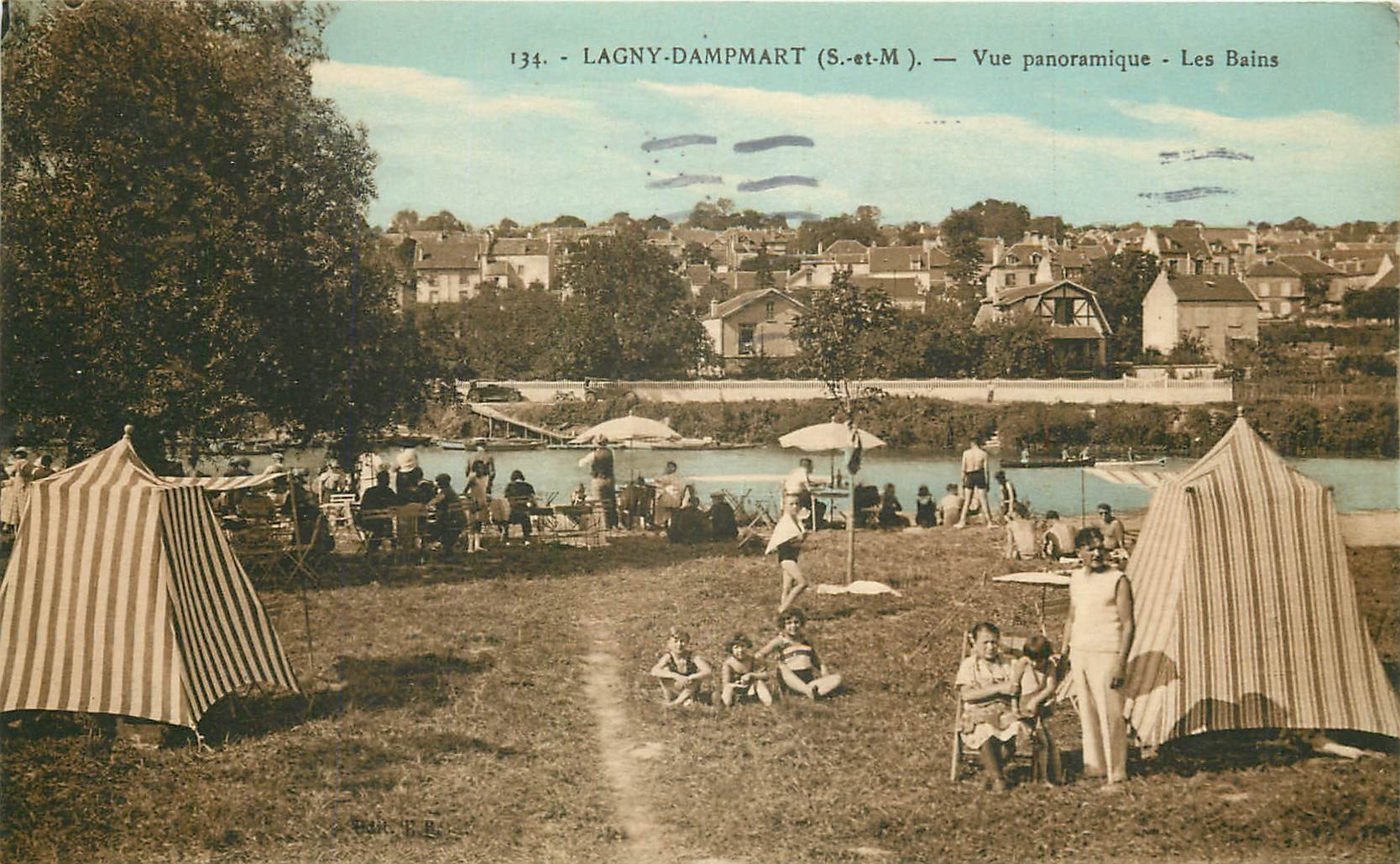 77 LAGNY DAMPMART. Les Bains 1941