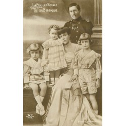 6 x cpa BELGIQUE. La Famille Royale, Ostende 1910, Liège 1902, Anvers 1904 et 1915