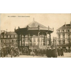 56 LORIENT. Grosse animation Kiosque à musique Place Alsace-Lorraine 1930