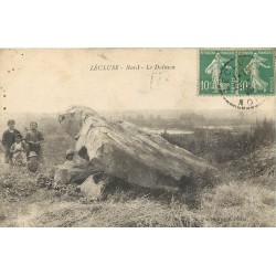 59 LECLUSE. Le Dolmen avec enfants 1925