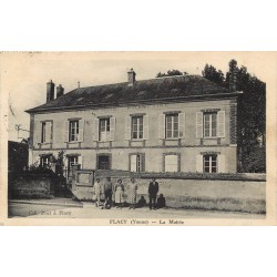 89 FLACY. La Mairie 1930 animation