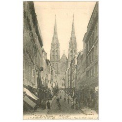 carte postale ancienne 63 CLERMONT-FERRAND. Cathédrale Rue des Petits-Gras vers 1900