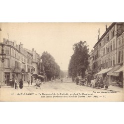 55 BAR-LE-DUC. Nombreux commerces boulevard de la Rochelle