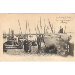 La Bretagne par Botrel. Nos Marins Bretons toilette d'une Barque de Pêche vers 1900