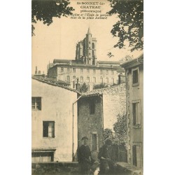 42 SAINT-BONNET-LE-CHATEAU. Eglise et Ecole de garçons 1946