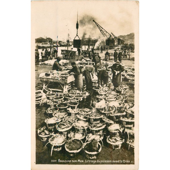 Boulogne sur mer dans cartes postales de collection françaises du département du pas-de-calais (62