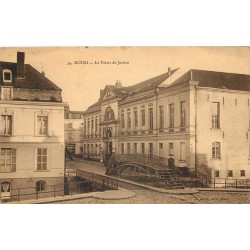 59 DOUAI. Le Palais de Justice et passerelle 1914