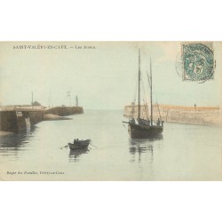 76 SAINT-VALERY-EN-CAUX. Les Jetées et barques de Pêcheurs