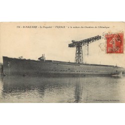 44 SAINT-NAZAIRE. Chantiers Atlantique, le Paquebot France à la mâture 1911