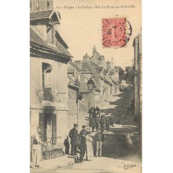 76 DIEPPE. Le Pollet rue du Mont-de-Neuville 1906 avec Agent de police