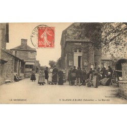 14 SAINT-JEAN-LE-BLANC. Le Marché devant la Mairie 1910