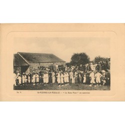 14 SAINT-PIERRE-LA-VIEILLE. Société de gymnastique La Sans Peur en exercice 1921