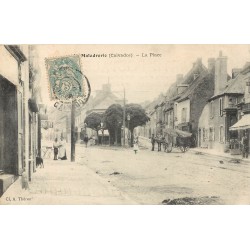 14 MALADRERIE. La Poste et Cafés sur Place vers 1907