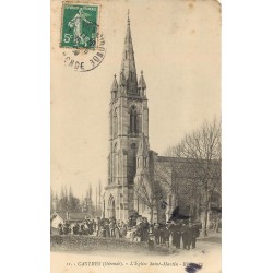 33 CASTRES. Eglise Saint-Martin sortie de Messe 1909