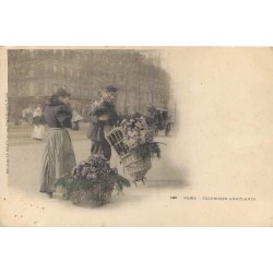 PARIS vieux métiers. Fleuristes ambulants vers 1900