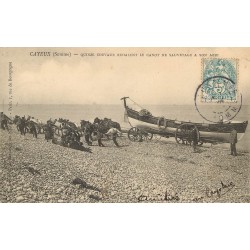 80 CAYEUX. Quinze chevaux rehalent le canot de Sauvetage à son abri 1904