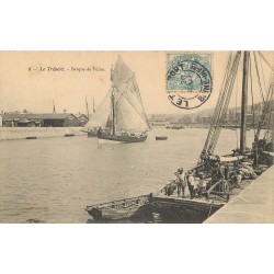 76 LE TREPORT. Pêcheurs et barques de Pêche vers 1904