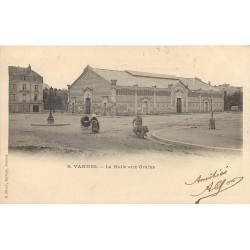 56 VANNES. La Halle aux Grains 1902