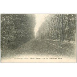 carte postale ancienne 02 VILLERS-COTTERETS. Chasse à Courre. La Laie vers 1917