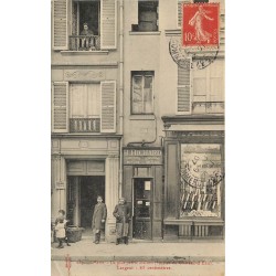 PARIS 10. La plus petite Maison 39 rue du Château d'Eau 1907 avec un Cordonnier