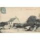 58 MHERE. Un Coin du Village 1904