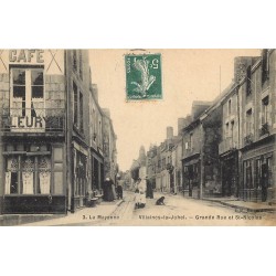 53 VILLAINES-LA-JUHEL. Café Fleury sur Grande Rue et Saint-Nicolas 1909
