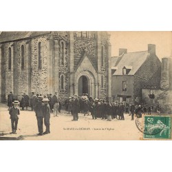 44 SAINT-MARS-DU-DESERT. Sortie de l'Eglise 1909