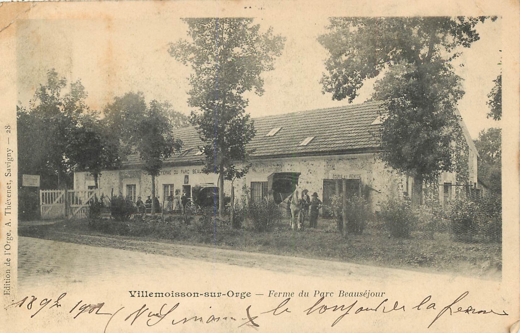 91 VILLEMOISSON-SUR-ORGE. Ferme du Parc Beauséjour animée 1902