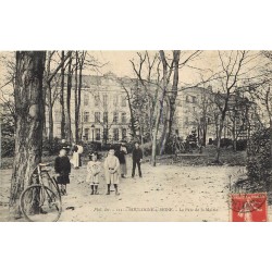 92 BOULOGNE-SUR-SEINE. Enfants dans le Parc de la Mairie 1907