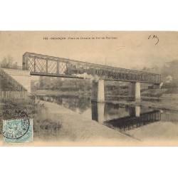 25 BESANCON. Train sur le Pont du Chemin de Fer de Morteau 1905