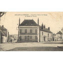 89 AILLANT-SUR-THOLON. Carrefour Route de Toucy et Chassy 1923