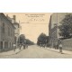 94 MAISONS-ALFORT. Nombreux ouvriers sur la Grande-Rue 1916