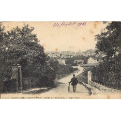 95 SAINT-PRIX. Cycliste Route de Saint-Leu 1914