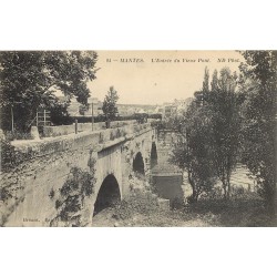 2 x Cpa 78 MANTES. Vieux Pont et le Raynoir avec Pêcheurs 1915