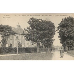 76 SASSETOT-LE-MAUCONDUIT. Ecole des Filles avenue du Château