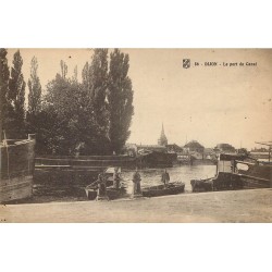 21 DIJON. Le Port du Canal avec barques et péniches