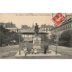 44 NANTES. Statue Cambronne Cours République et Casernes avenue Chanzy
